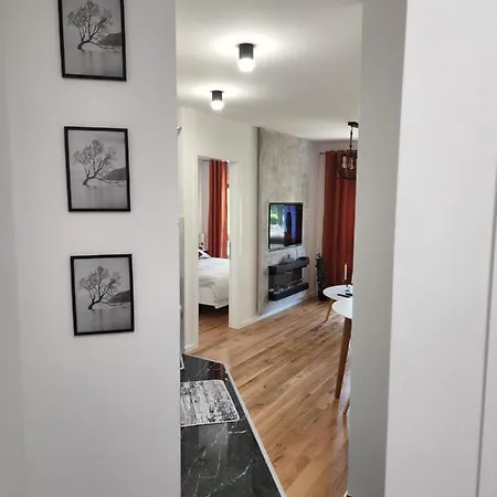Park Apartment